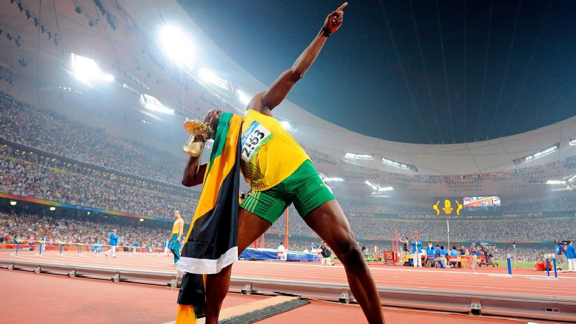 中国短道速滑队世锦赛夺金 年轻小将表现亮眼